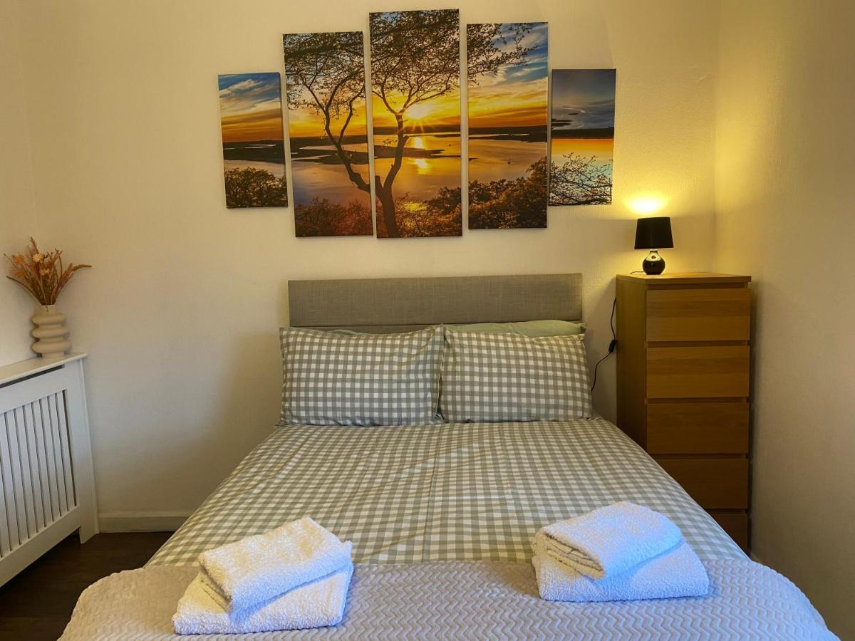 Lovely 2 Bedroom Entire Flat Near Aurther's Seat Édimbourg